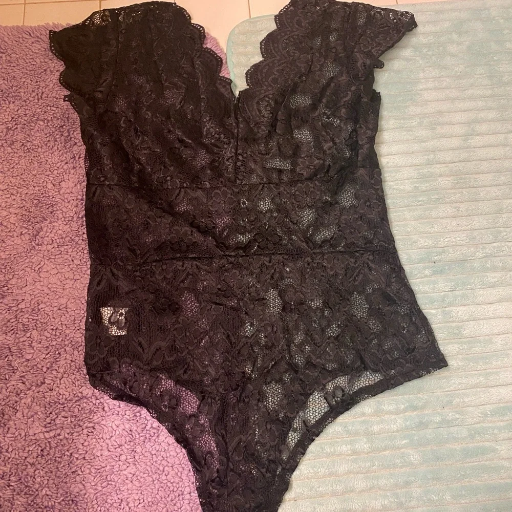 Lace Bodysuit 💋 - Picture 5 of 7